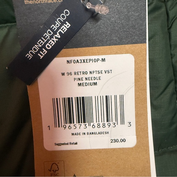 the north face women's 96 Retro Nuptse vest in pine needle - Picture 6 of 6